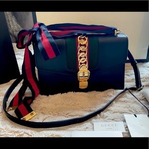 Authentic and Brand New Gucci Sylvie Black Leather Shoulder Bag